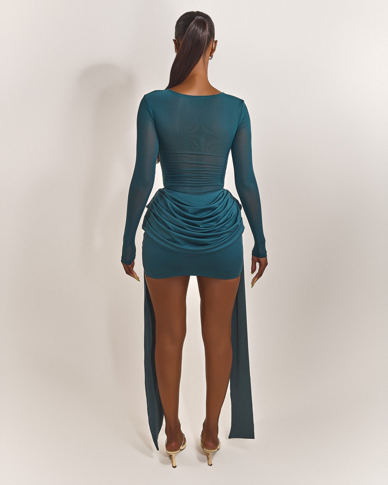 The Yara Skirt in Teal