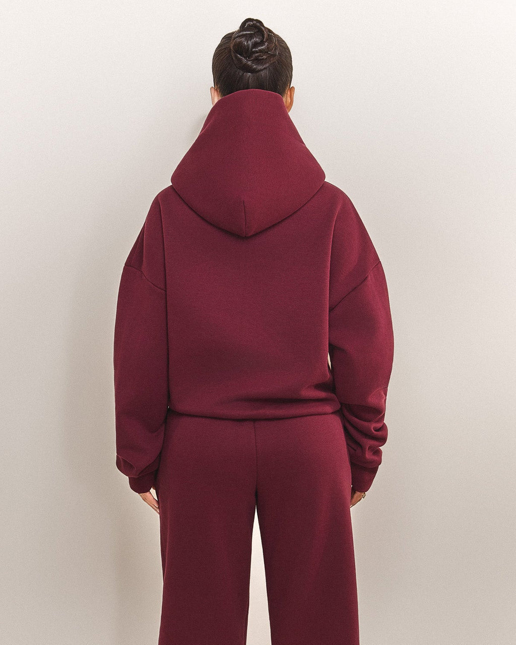 The Classics Hoodie in Wine